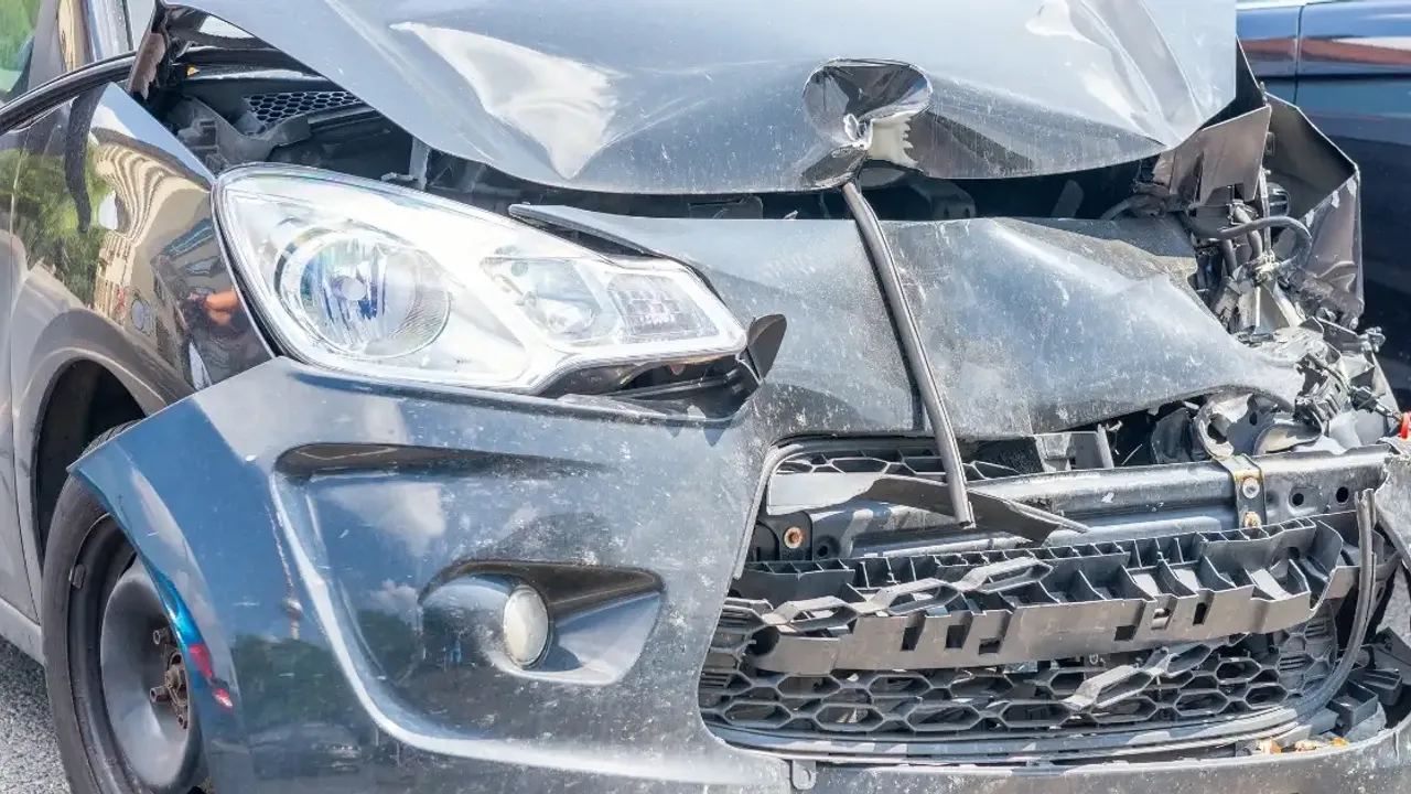 hasarli-arac-vurgunu:-29-supheliye-operasyon