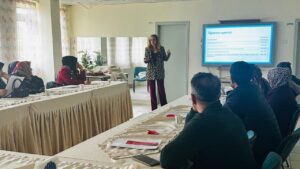 Velilere Aile İçi İletişim Eğitimi Verildi