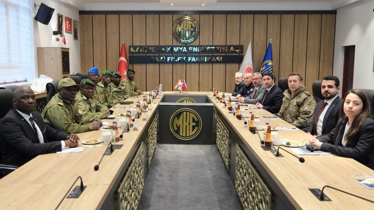 nijer-savunma-bakanligi-heyetinden-mke’ye-ziyaret