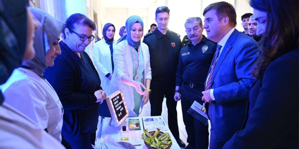 kolon-kanserine-karsi-farkindalik-olusturuluyor