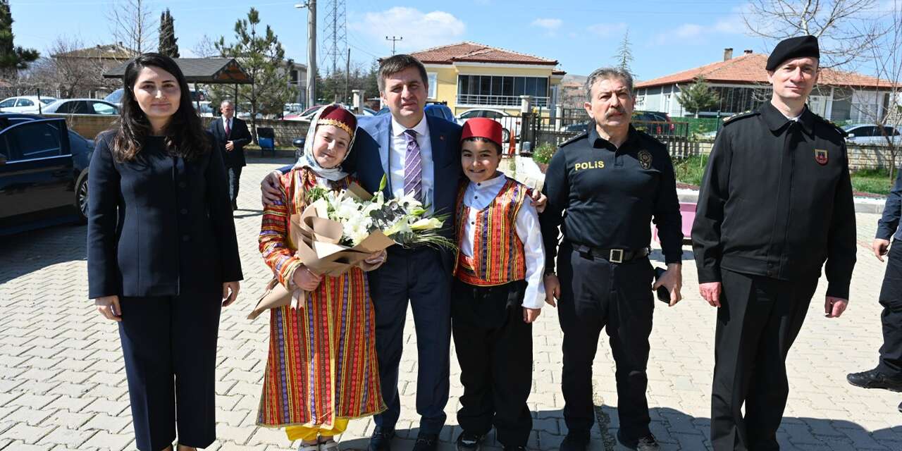 sosyal-yardimlasma-vakfi’nin-calismalari-gorusuldu