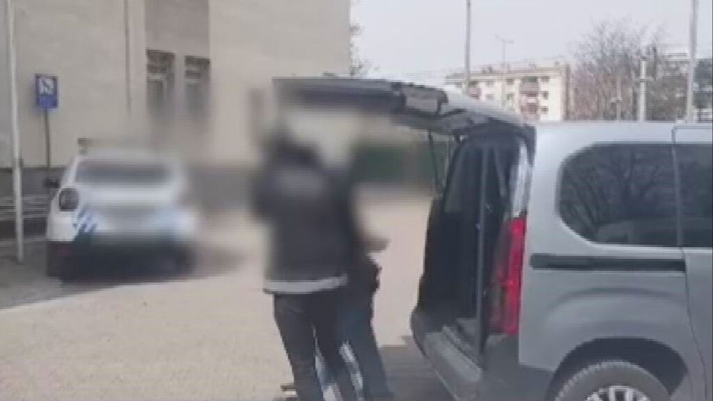 10-yil-kesinlesmis-cezasi-bulunan-sahis-polisten-kacamadi