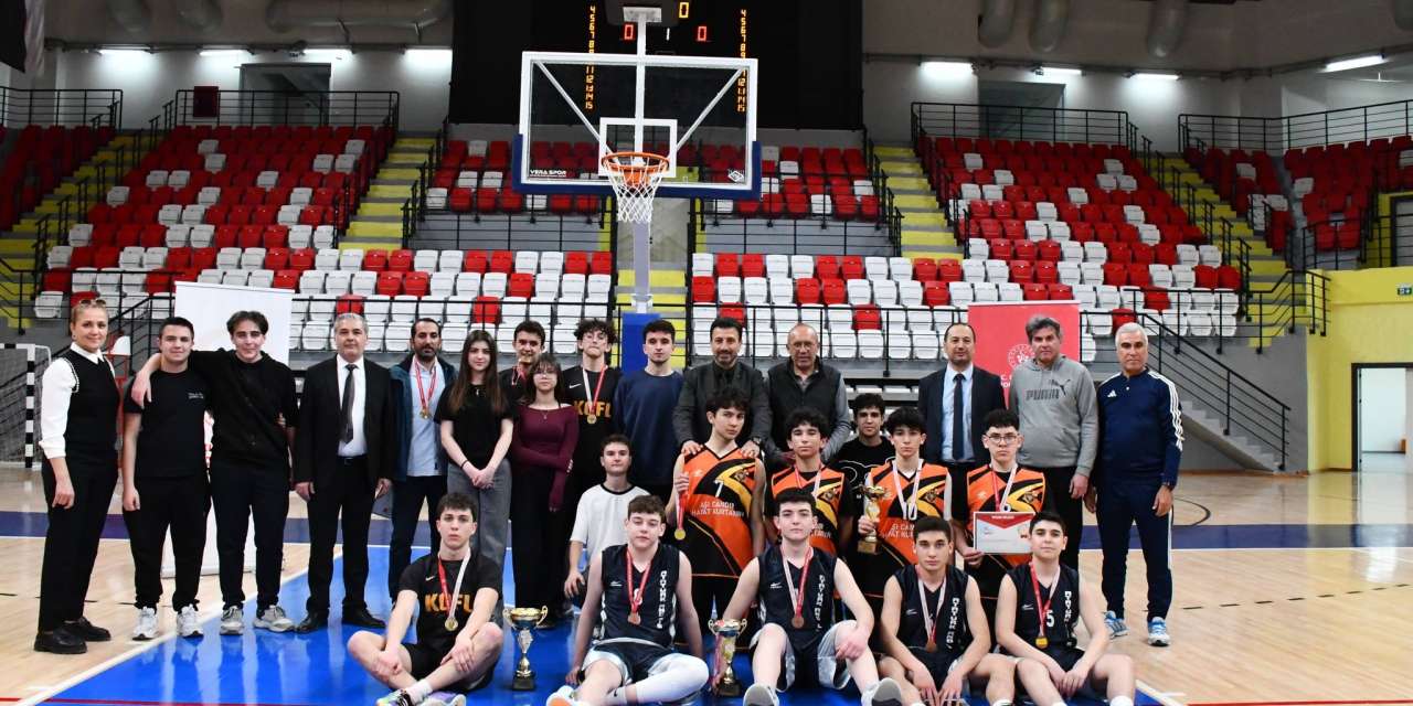 osmangazi-ve-kirikkale-fen-lisesi-zirvede!