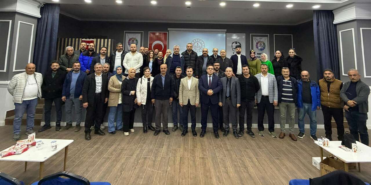 direksiyon-egitmenlerine-tamamlama-egitimi-verildi