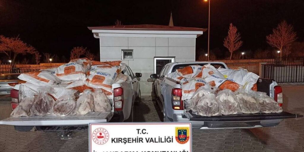 kirsehir’de-1-ton-200-kilo-kaz-eti-ele-gecirildi