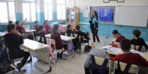 Öğrencilere “Sağlıklı Çocuk, Sağlıklı Gelecek” Eğitimi