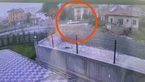 Çatı hırsızlarına nefes kesen takip