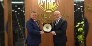 mke’den-govde-gosterisi:-irak-heyeti-‘tolga’ya-hayran-kaldi!