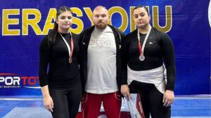 kirikkaleli-sporculardan-halterde-turkiye-derecesi