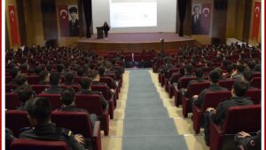 polis-okulu-ogrencilerine-“evlilik-oncesi”-egitimi-verildi