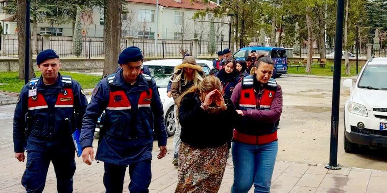 bohcaci-kiliginda-880-bin-tl’lik-soygun!-kirikkale’den-kacamadilar!