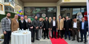 biri-lezzet-dagitiyor,-digeri-saglik-sunuyor!