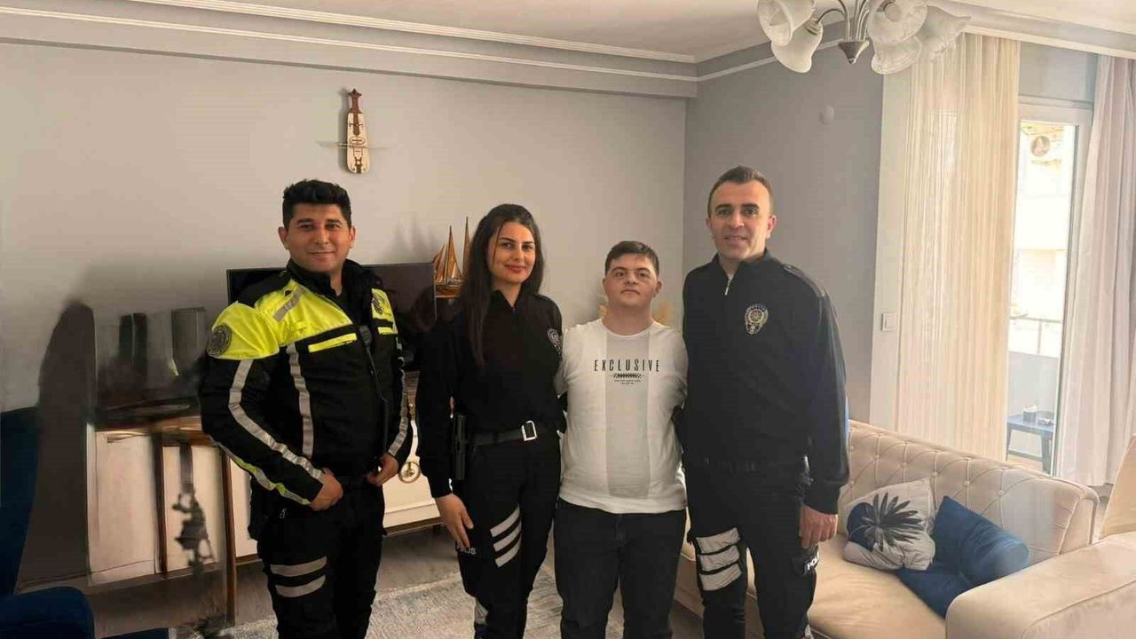down-sendromlu-melik’e-polis-ekiplerinden-dogum-gunu-surprizi