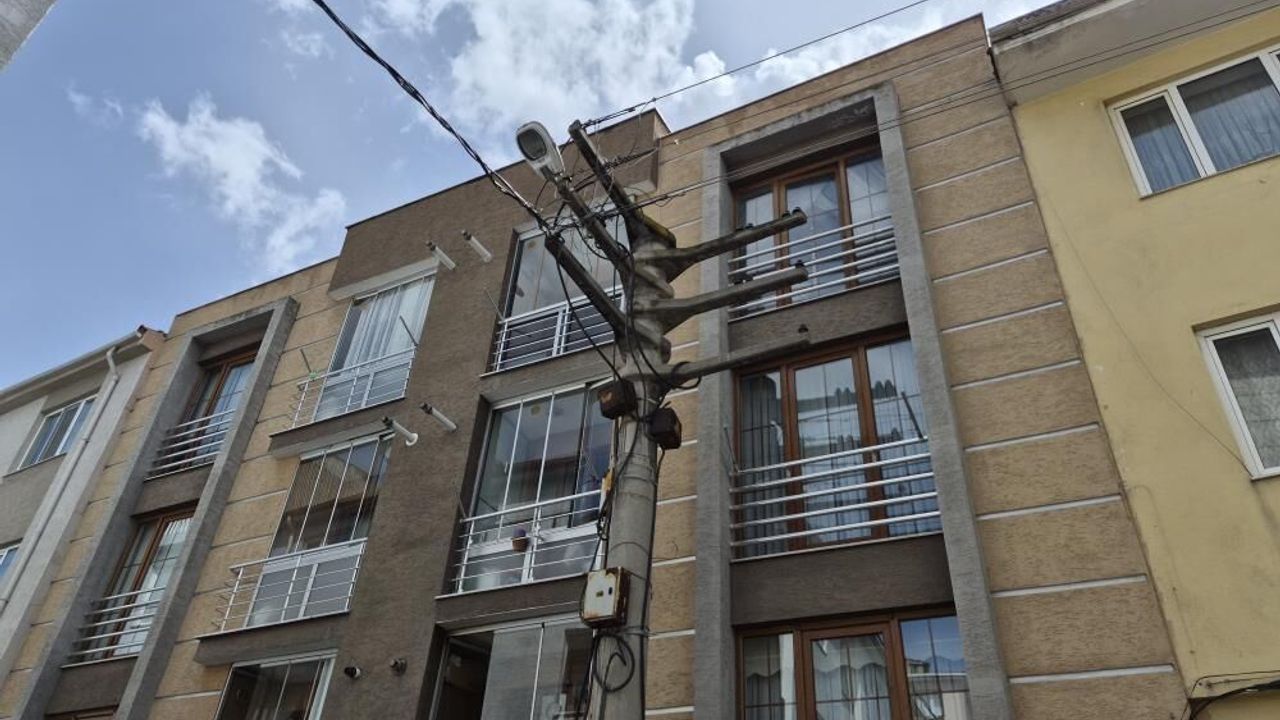 yakinlarinin-haber-alamadigi-sahis-evinde-olu-bulundu