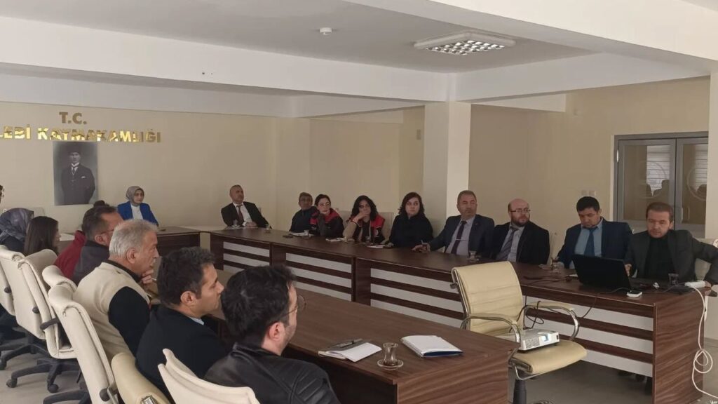 celebi’de-hukuki-bilgilendirme-yapildi