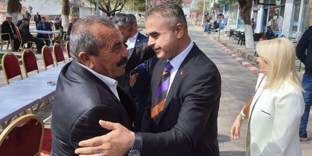 sulakyurt’un-kalbi-pazarda-atti!-baskan-dinledi,-esnaf-anlatti