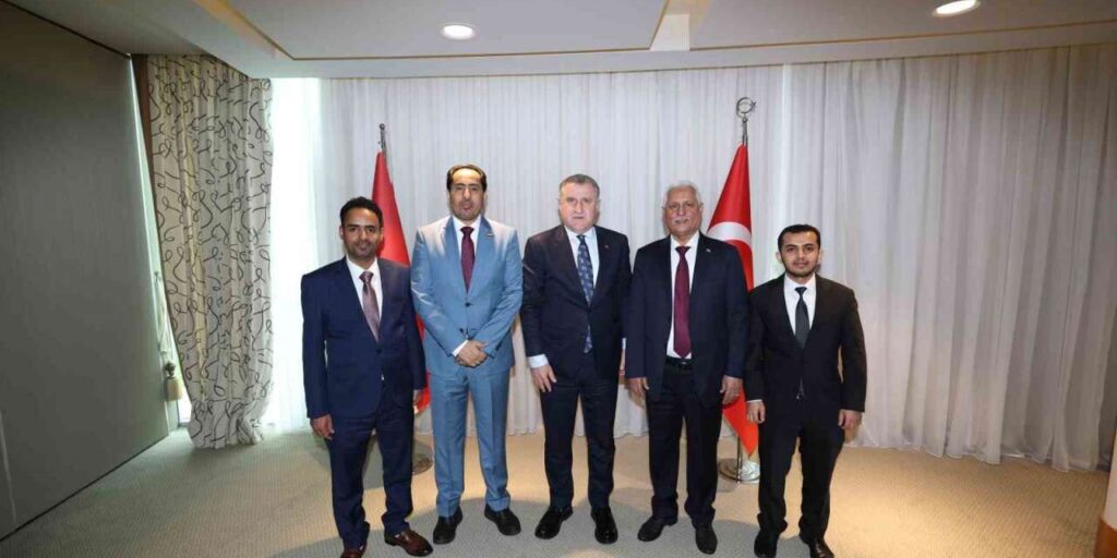 bakan-bak’tan-antalya’da-yogun-spor-diplomasisi