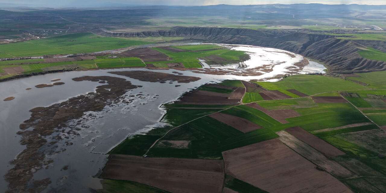 baraj-doldu,-tarim-arazileri-suya-doydu