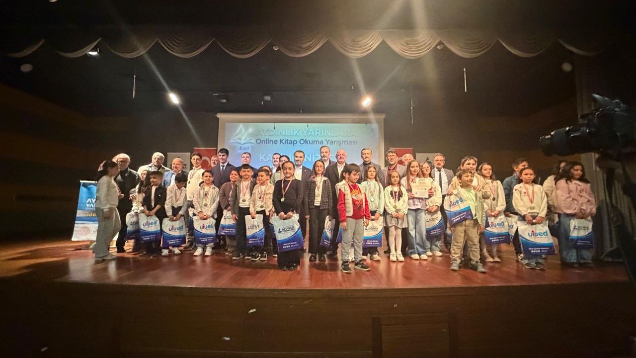 kirikkale’de-kitap-okuma-yarismasi-odul-toreni-duzenlendi