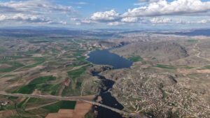 baraj-doldu,-tarim-arazileri-suya-doydu:-ciftci-verimli-sezon-bekliyor