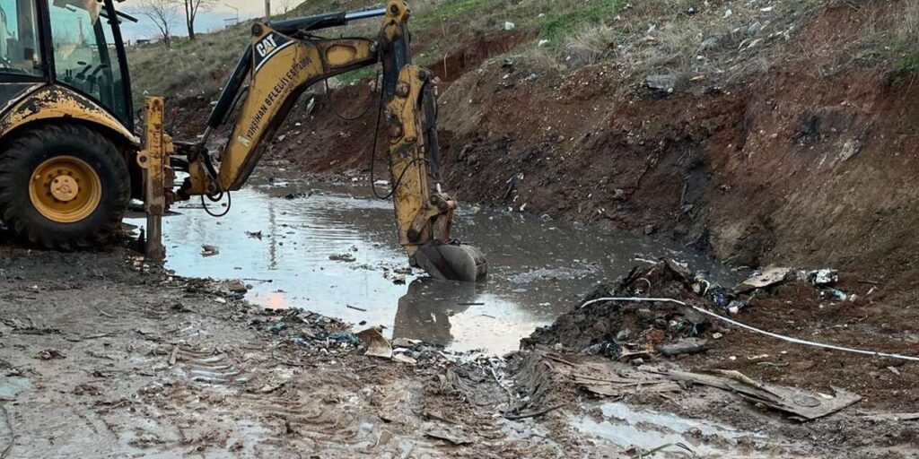 yahsihan’da-su-borusu-patladi