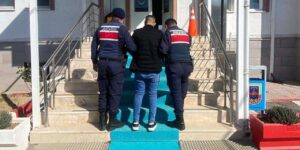 aranan-sahis-jandarma-operasyonuyla-yakalandi