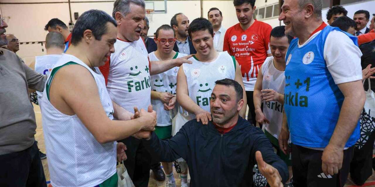 bakan-bak:-“ozel-sporcular-bizim-icin-cok-kiymetli”