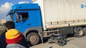 iki-ayri-kazada-3-kisi-yaralandi