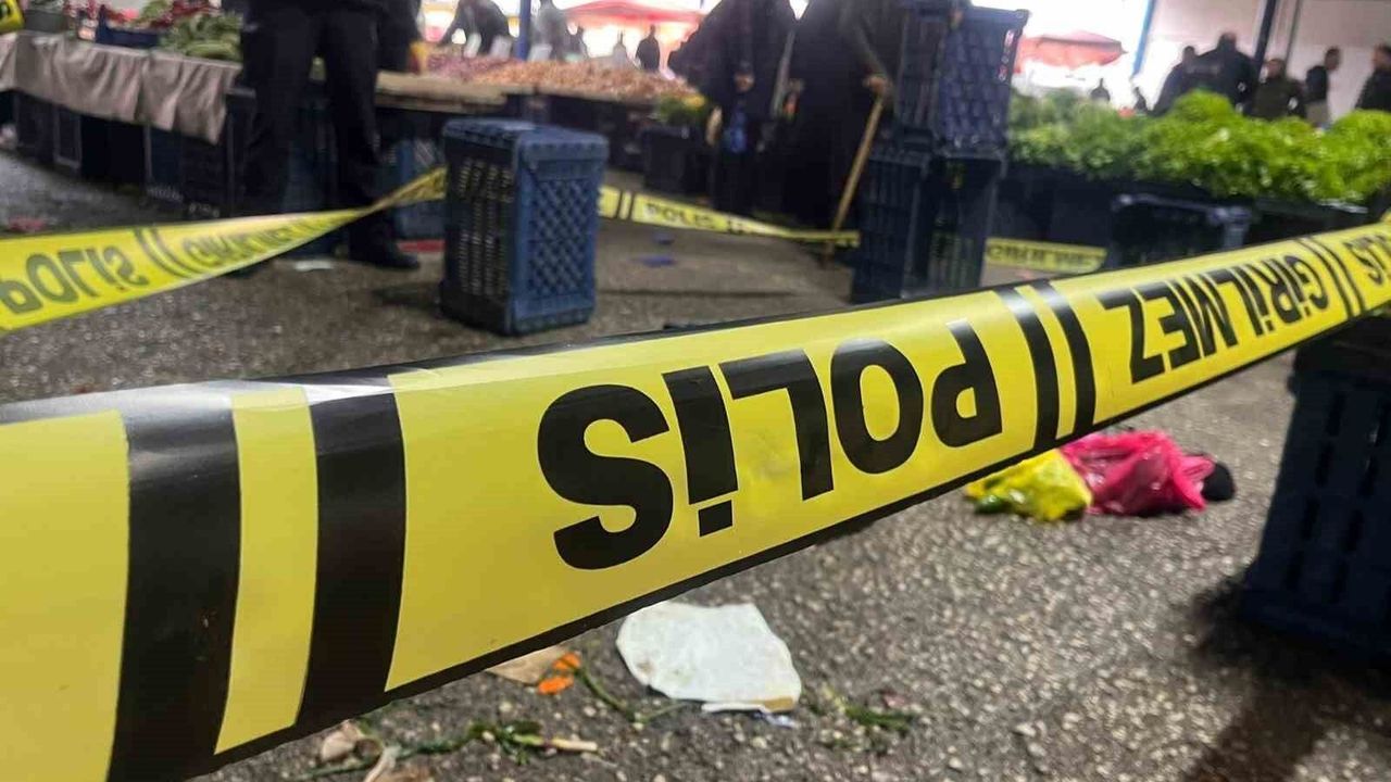 pazarda-bicakli-yaralama