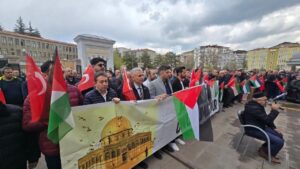 kirikkale’de-filistin-icin-guclu-tepki