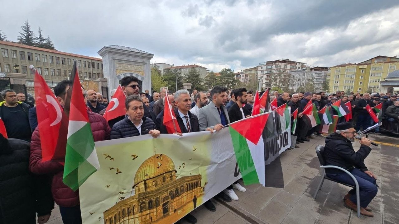 kirikkale’de-filistin-icin-guclu-tepki