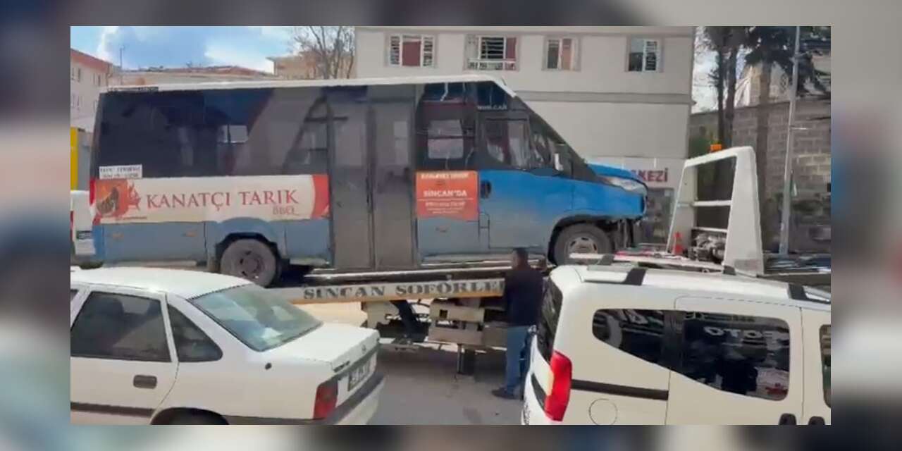 ankara’da-minibus-kamyonetle-carpisti:-5-yarali