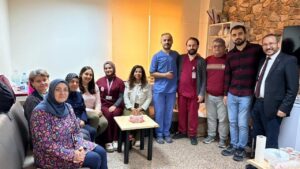 fizyoterapistler-gunu’nde-saglik-calisanlarina-ziyaret