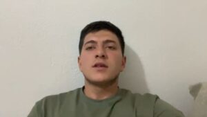 Domuz sürüsü çiftçinin kamerasına yansıdı