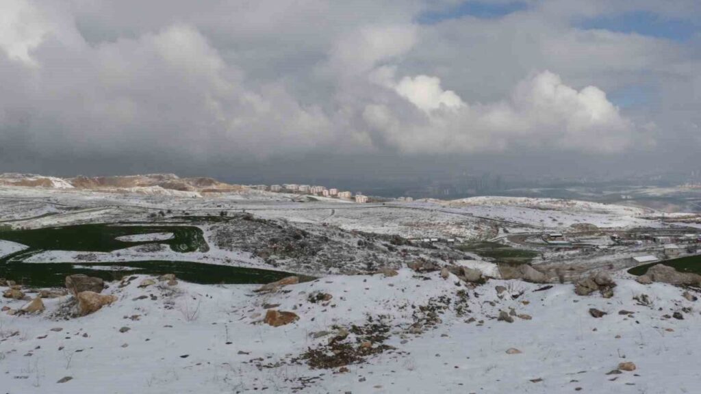 kar-manzaralari-dronla-goruntulendi