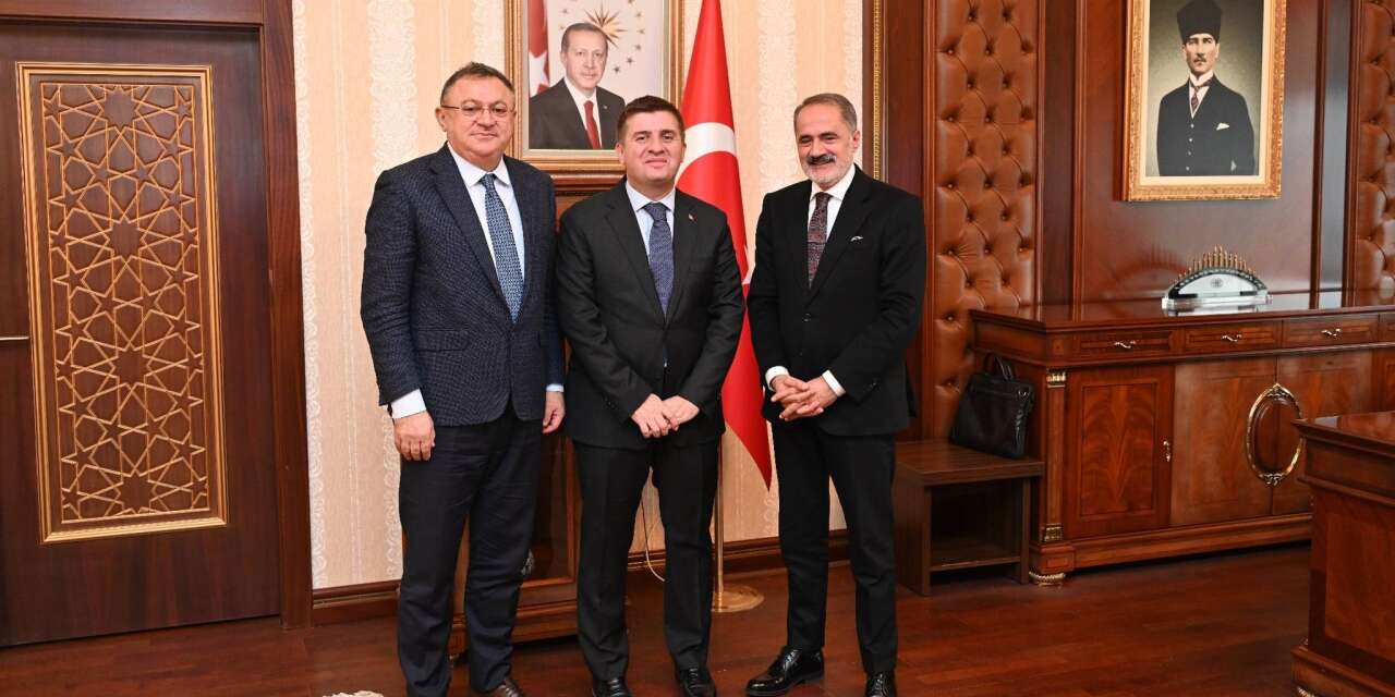 tcdd-yonetiminden-vali-sariibrahim’e-ziyaret