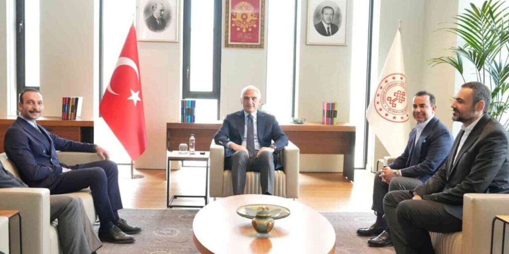 bakan-ersoy:-”-gorkem-sevindik’in-ortaya-koydugu-insani-durusun-yanindayiz”