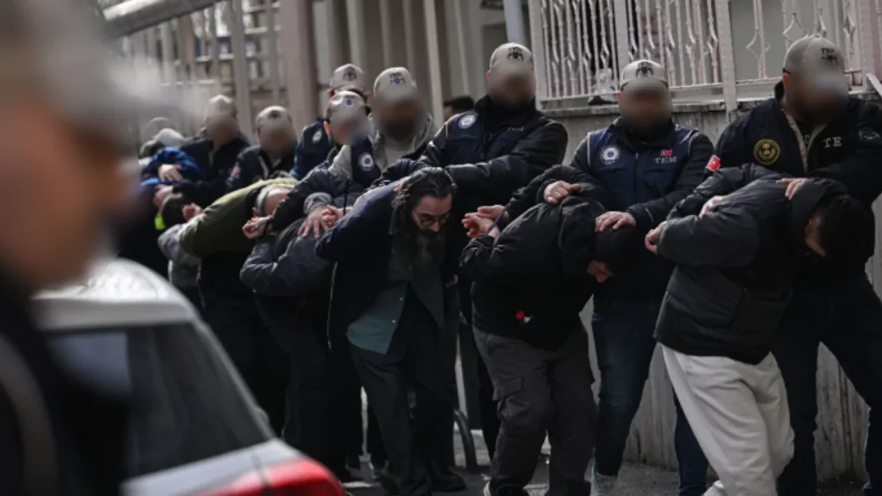 besiktas-saldirisinda-12-supheli-adliyeye-sevk-edildi