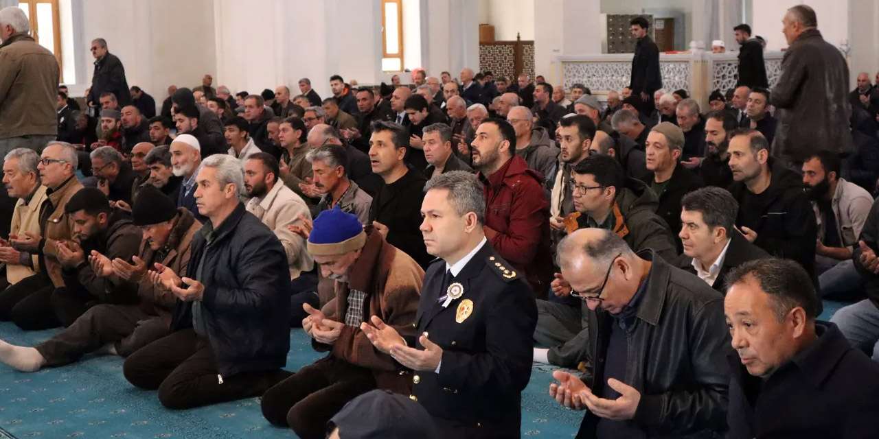 kirikkale’de-huzurun-duasi-yapildi:-181.-yila-ozel-anlamli-program