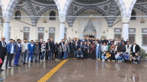 Romanlar günü manevi atmosferde kutlandı