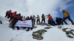 BOZDAK’tan Köroğlu Dağları’nda Anlamlı Zirve