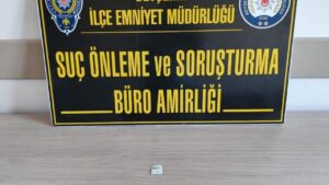 Polis ekiplerinden uyuşturucu ve kaçakçılık operasyonu