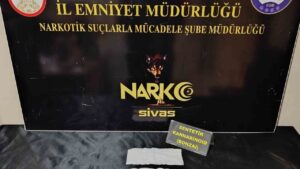 Polis uyuşturucu tacirlerine geçit vermedi