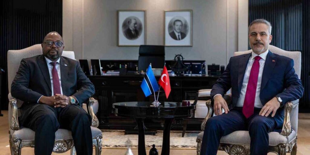 bakan-fidan,-botsvana-uluslararasi-iliskiler-bakani-butale-ile-gorustu