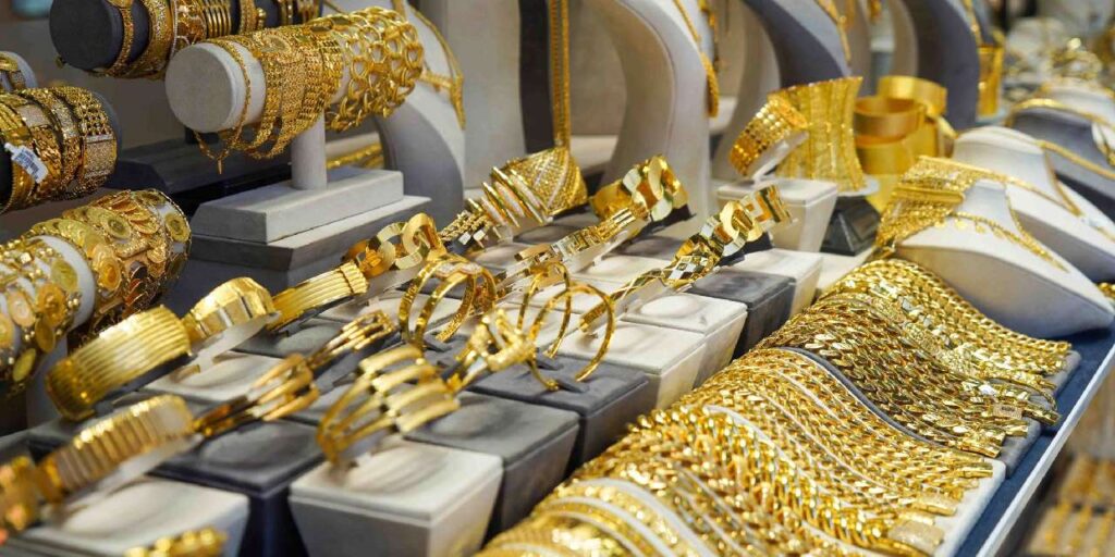 savas-ablukasi-altini-yeni-rekorlara-surukluyor