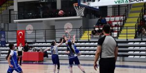 okul-sporlari-basketbol-grup-musabakalari-coskuyla-basladi