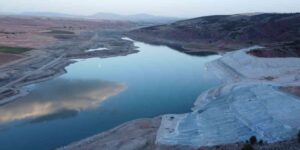 uzunlu-baraji’nda-su-seviyesindeki-degisim-dronla-goruntulendi