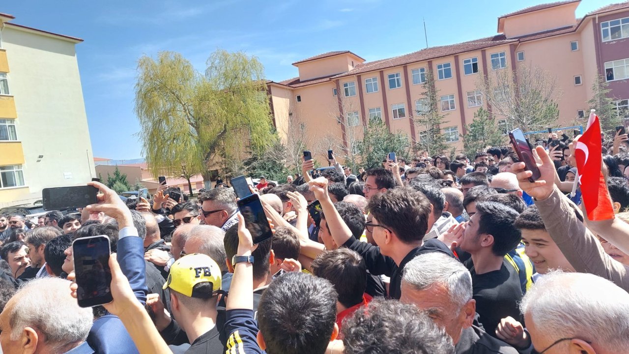 sadettin-saran-kirikkale’de:-spor-salonu-acilisi-basliyor