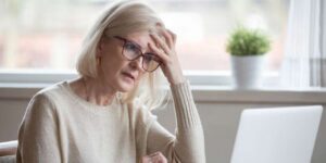 zihninizdeki-gurultuyu-susturun:-asiri-dusunmeyle-basa-cikmanin-yollari