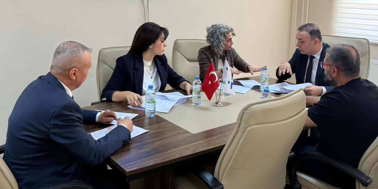 isgucu-piyasasi-arastirmasi-bilgilendirmesi-yapildi